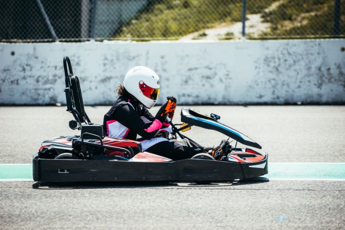 Сколько стоит экстремальный картинг в Киеве?