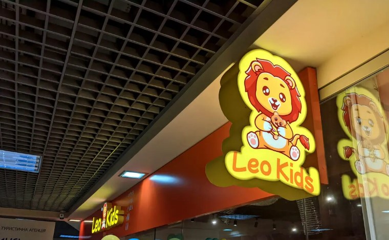 заказать изготовление лайтбокса для магазина